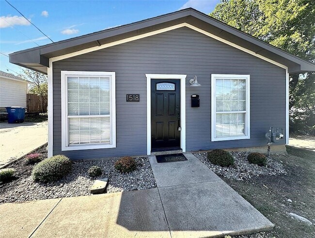 1518 Walmsley Ave in Dallas, TX - Foto de edificio - Building Photo