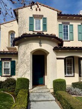 2490 Muirfield Way in Gilroy, CA - Building Photo - Building Photo