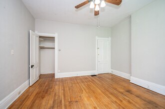 120 Lyon St, Unit 3 in Cincinnati, OH - Foto de edificio - Building Photo