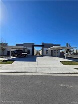 9 N 39th St in Edinburg, TX - Building Photo