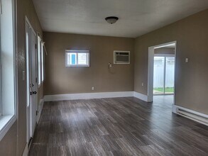 311 Todds Ferry Rd in Conesville, IA - Building Photo - Building Photo