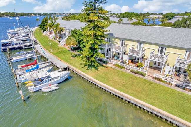 property at 3743 Pompano Dr SE