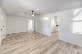 709 Pine St in Woodville, TX - Building Photo - Building Photo