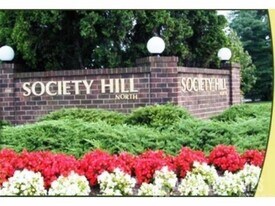 67 Pennsylvania Way in North Brunswick, NJ - Building Photo
