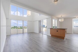 2400 SW 27th Ave in Miami, FL - Building Photo