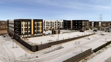 The Blakeley in Shakopee, MN - Foto de edificio - Building Photo