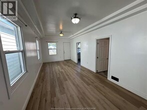 455 Aylmer Ave in Windsor, ON - Building Photo - Building Photo