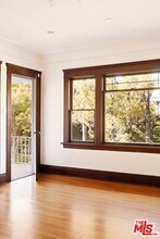 5850 Foothill Dr in Los Angeles, CA - Building Photo - Building Photo