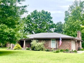 3421 Lannette Ln in Lexington, KY - Building Photo - Building Photo