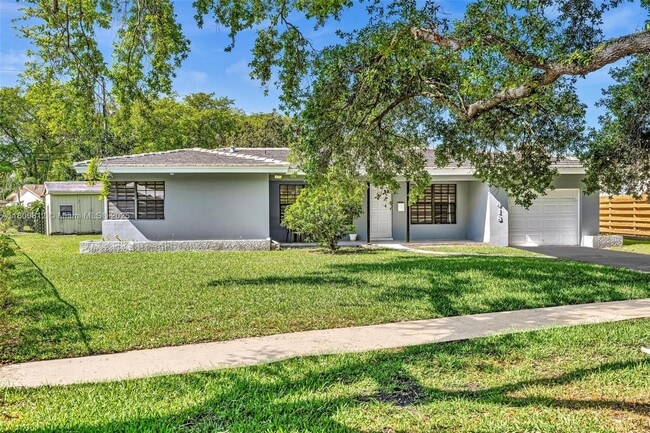418 S 57th Way in Hollywood, FL - Building Photo - Building Photo