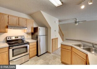 5955 Wedgewood Ln N, Unit 65 in Plymouth, MN - Building Photo - Building Photo