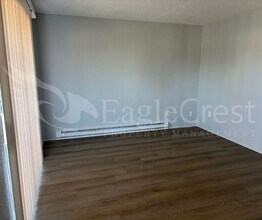 320 NE C St in College Place, WA - Building Photo - Building Photo