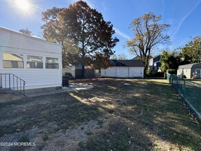 224 Swan Blvd in Toms River, NJ - Building Photo - Building Photo