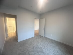 140 Jensen Ave W in Parksville, BC - Building Photo - Building Photo