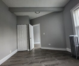 6633 S Ellis Ave in Chicago, IL - Building Photo - Building Photo