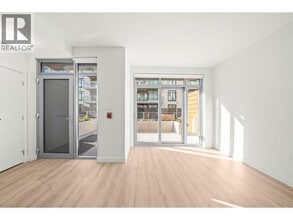 755 Harbourside Dr in North Vancouver, BC - Building Photo - Building Photo