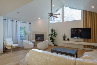 3456 E Tree Farm Ln in Cottonwood Heights, UT - Building Photo - Building Photo