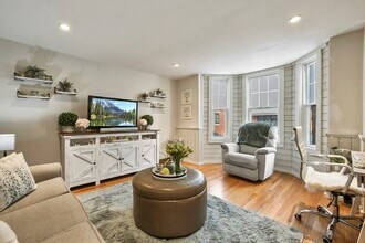 909 E 2nd St in Boston, MA - Building Photo - Building Photo