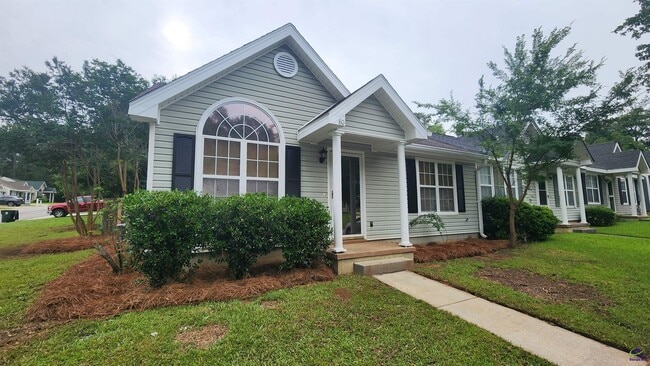 property at 80 Hamilton Woods Dr