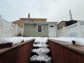 47-14 Ditmars Blvd in Queens, NY - Building Photo - Building Photo