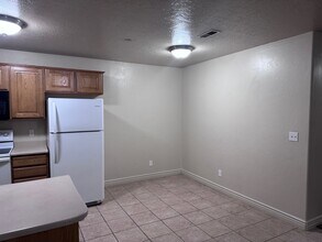 580 S Center St in Santaquin, UT - Building Photo - Building Photo