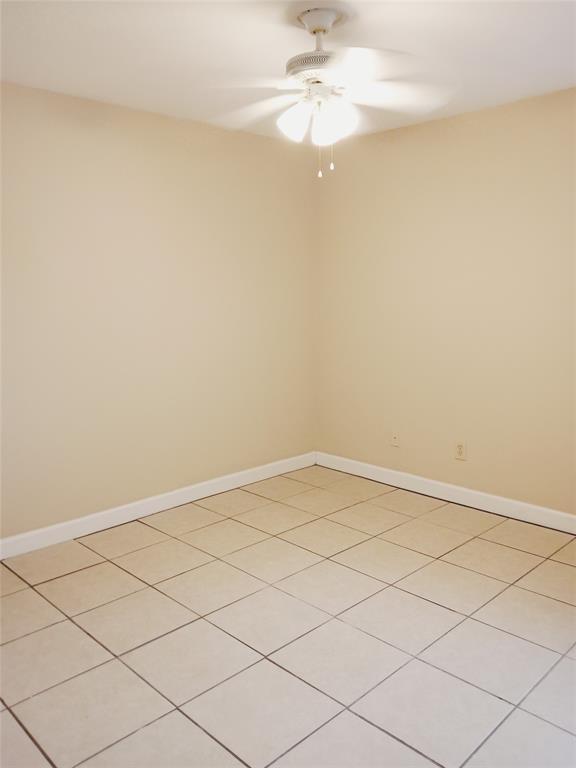 5993 Allday Dr, Unit A in Houston, TX - Building Photo - Building Photo