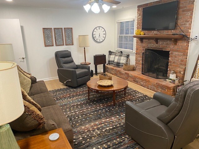 21 Leslie Dr in Jackson, TN - Building Photo