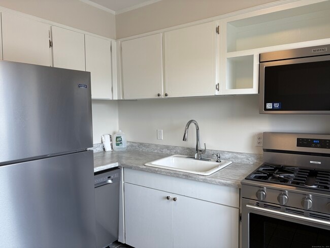 80 County St in Norwalk, CT - Building Photo - Building Photo