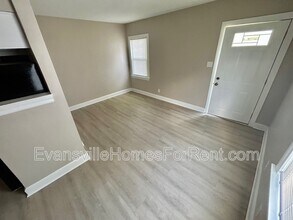 1206 S 1208 Boeke Rd in Evansville, IN - Building Photo - Building Photo