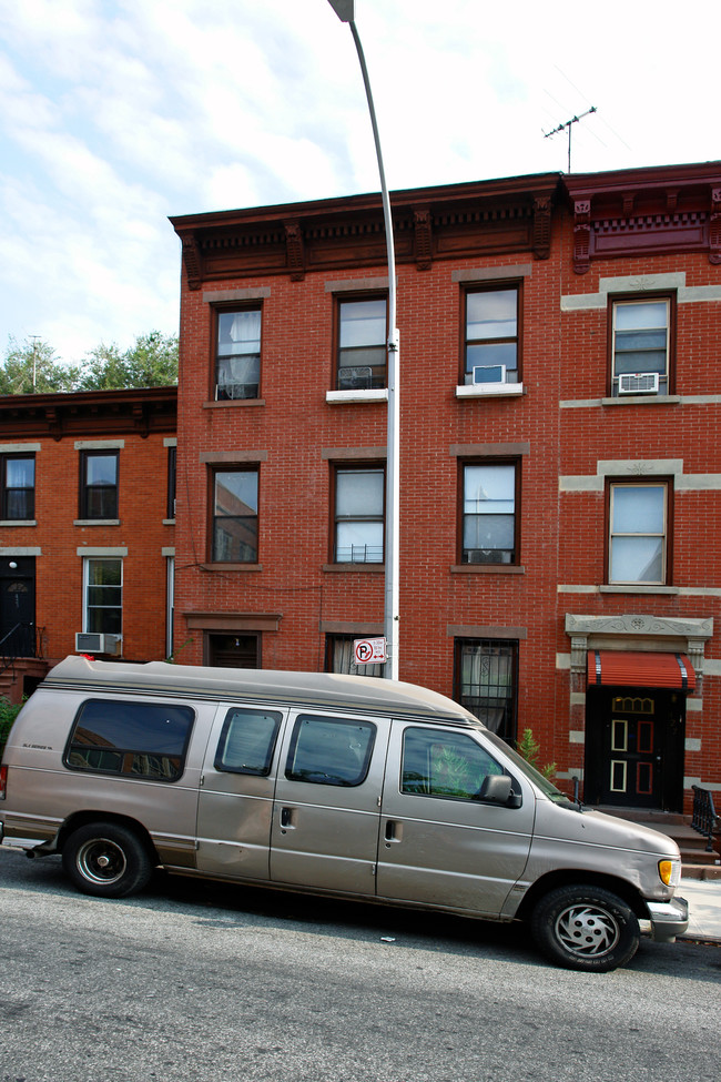 425 Union St in Brooklyn, NY - Foto de edificio - Building Photo