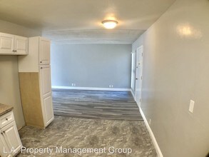 1908 Gardena Ave-Unit -#11 in Glendale, CA - Building Photo - Building Photo