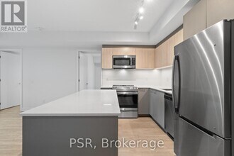 299 Campbell Ave in Toronto, ON - Building Photo - Building Photo