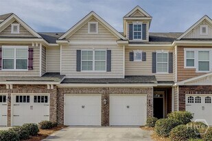 255 Durham Park Way in Pooler, GA - Building Photo