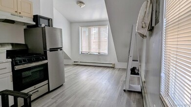 21-46-46 73rd St in Queens, NY - Building Photo - Building Photo