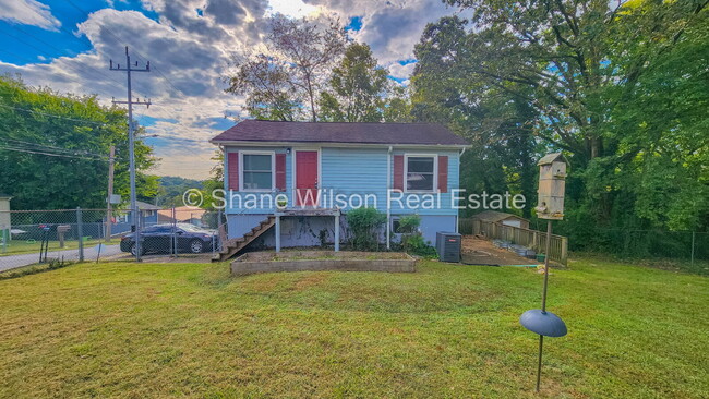 property at 1114 Rockway Dr
