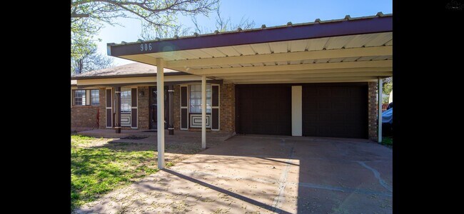 906 Dosia Cir in Iowa Park, TX - Building Photo - Building Photo