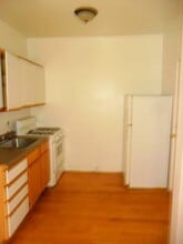 1319 W Estes Ave in Chicago, IL - Building Photo - Building Photo