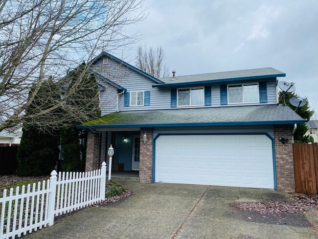 property at 16308 NE 74th Cir