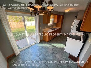 3393 Homecroft Dr in Columbus, OH - Building Photo - Building Photo
