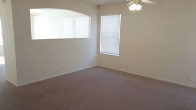 7909 Havenwood Ct NW in Albuquerque, NM - Building Photo - Building Photo