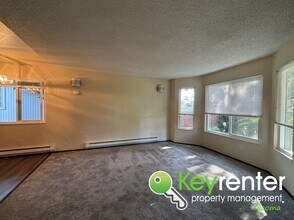 6711 S Monroe St in Tacoma, WA - Building Photo - Building Photo