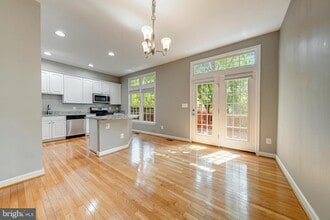 43150 Katama Square in Chantilly, VA - Building Photo - Building Photo