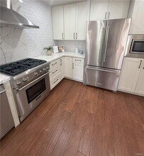 411 San Nicholas Ct in Laguna Beach, CA - Building Photo - Building Photo