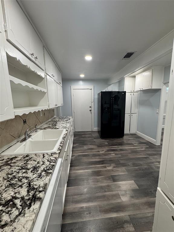 property at 1705 Holly St