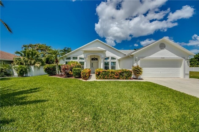 4406 SW 25th Ave in Cape Coral, FL - Building Photo - Building Photo