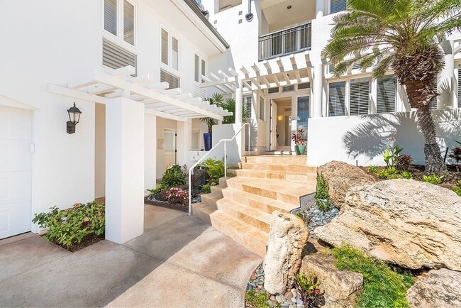 542 Ahina St in Honolulu, HI - Building Photo - Building Photo
