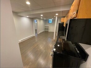 77 Park Dr in Boston, MA - Building Photo - Building Photo