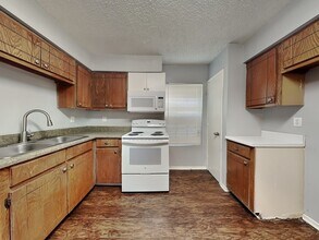 1101 Bronner Dr in Princeton, TX - Building Photo - Building Photo