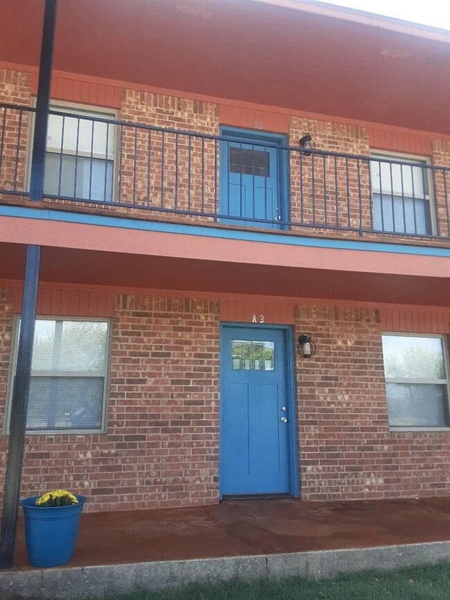 property at 505 Oak Ave