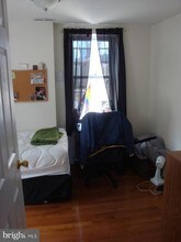 1526 Brown St-Unit -3 in Philadelphia, PA - Building Photo - Building Photo